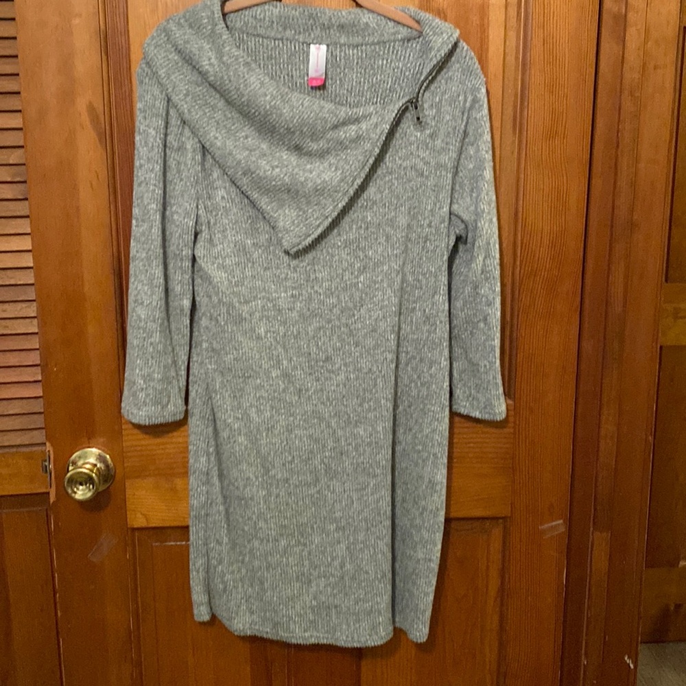 Dress or long sweater grey rayonpolyspandex. Straight unique zipper neck soft